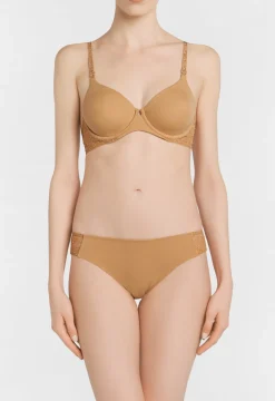 Nude Lycra Underwired Bra With Chantilly Lace