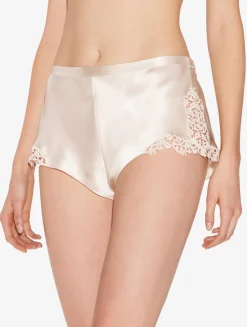 Rose Beige Sleep Shorts With Macramé Frastaglio