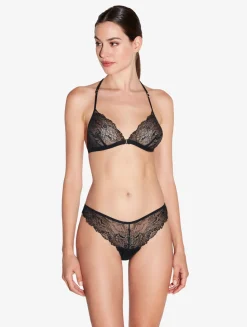 Soft Triangle Bra In Black With Leavers Lace