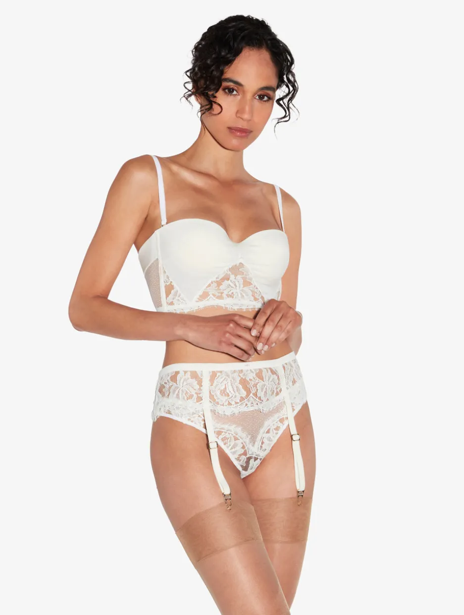 Suspender Belt In Off White With Cotton Leavers Lace